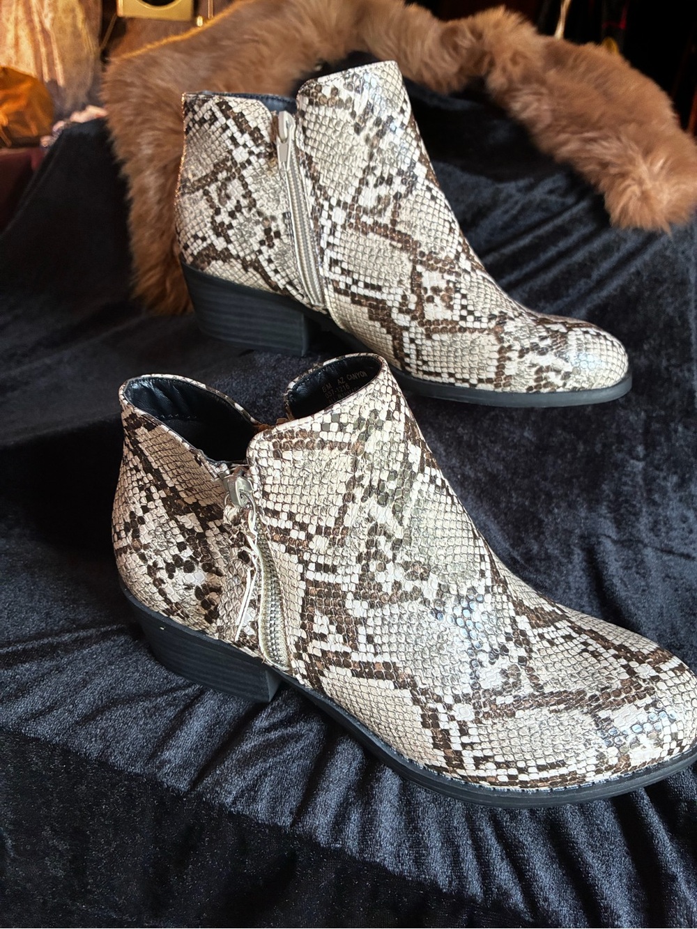Arizona AZ Canyon Snake Print Ankle Boots US 8 Like New